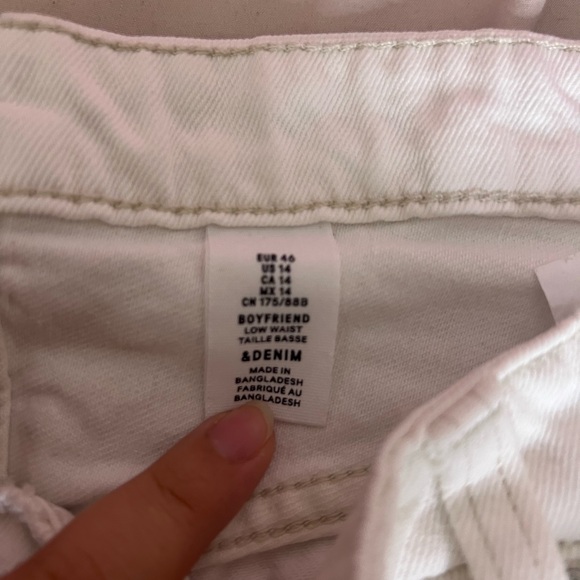 White Ripped Pants - Picture 3 of 3